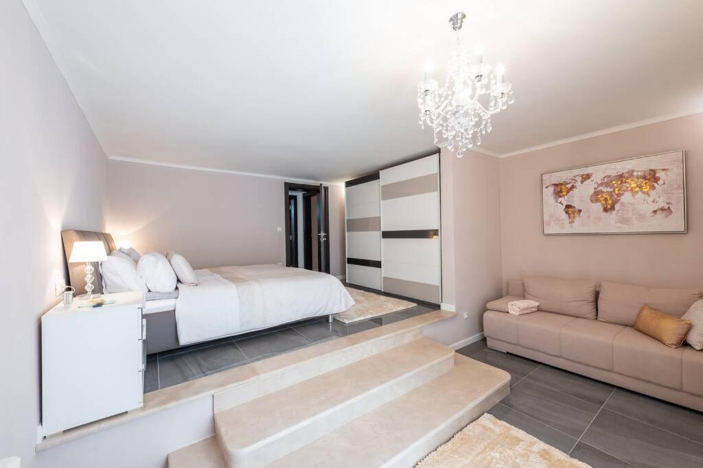 Deluxe Unique-with Private Heated Pool * Cavtat