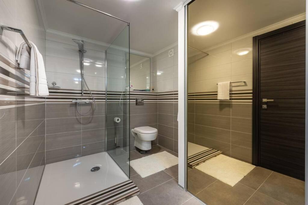 Deluxe Unique-with Private Heated Pool Lägenhet *